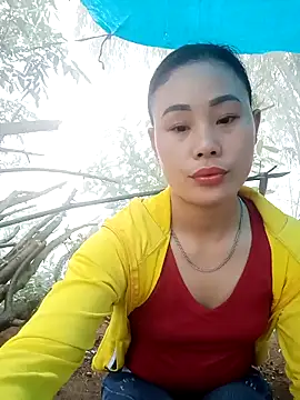 Snapshot of Ruaiuoi chatting on February 2026 12:51:01 AM Ruaiuoi online show from February 2026 12:51:01 AM