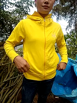 Snapshot of Ruaiuoi chatting on February 2026 07:51:01 AM Ruaiuoi online show from February 2026 07:51:01 AM