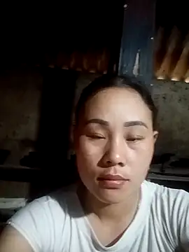 Snapshot of Ruaiuoi chatting on February 2026 03:27:01 AM Ruaiuoi online show from February 2026 03:27:01 AM