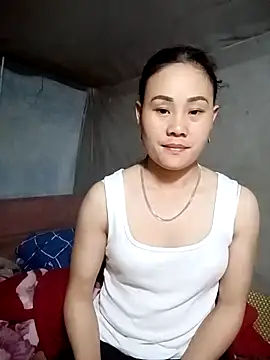 Snapshot of Ruaiuoi chatting on February 2026 12:05:02 PM Ruaiuoi online show from February 2026 12:05:02 PM