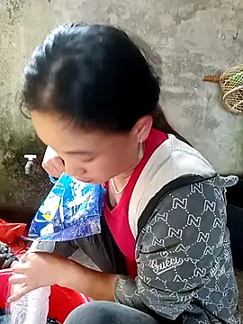 Snapshot of Ruaiuoi chatting on March 2026 05:52:01 AM Ruaiuoi online show from March 2026 05:52:01 AM