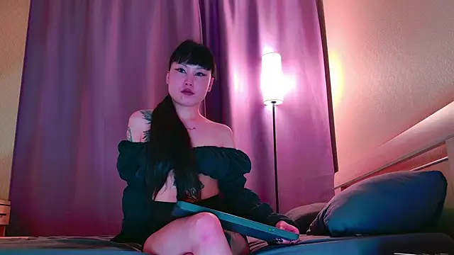 PurpleD1va online show from June 2026 07:38:02 PM