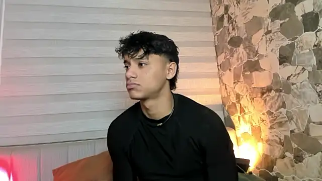 ZYZZ1312 online show from February 2026 01:50:02 AM