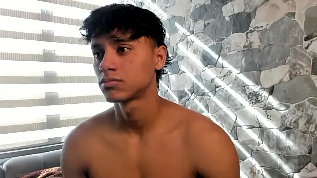 ZYZZ1312 online show from February 2026 08:30:01 PM