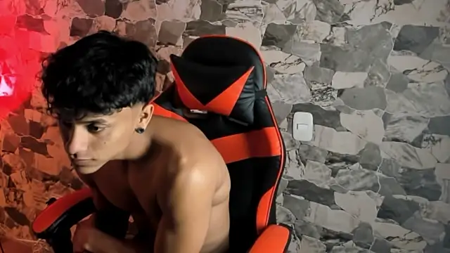 Snapshot of ZYZZ1312 chatting on June 2026 05:08:02 AM ZYZZ1312 online show from June 2026 05:08:02 AM