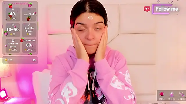 Snapshot of MiaMillers1 chatting on February 2026 11:25:01 AM MiaMillers1 online show from February 2026 11:25:01 AM