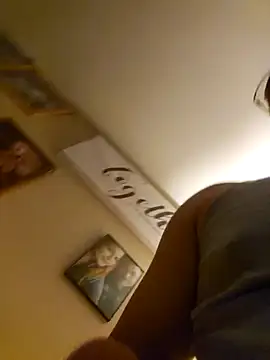 Biglou97 online show from March 2026 02:11:02 AM