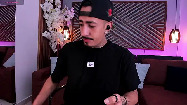 Donovan Desmond online show from March 2026 03:36:01 AM