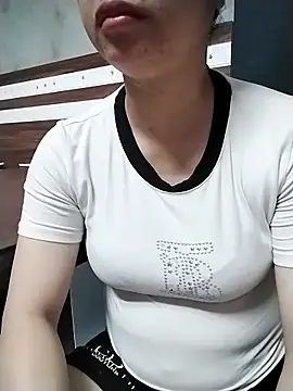 Mie rose online show from April 2026 12:59:02 AM