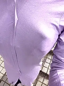 pink-mai online show from April 2026 12:33:02 AM