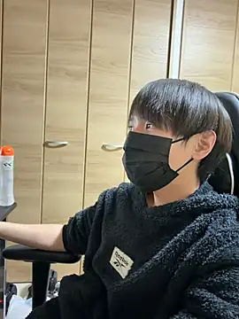 Snapshot of jiji9253 chatting on April 2026 01:09:02 PM jiji9253 online show from April 2026 01:09:02 PM