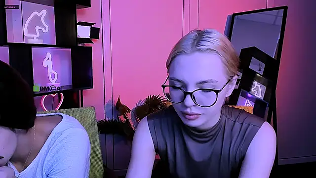 Snapshot of rose_style chatting on November 2025 05:51:02 AM rose style online show from November 2025 05:51:02 AM