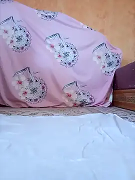 Snapshot of armanisexy chatting on September 2025 01:02:01 PM armanisexy online show from September 2025 01:02:01 PM