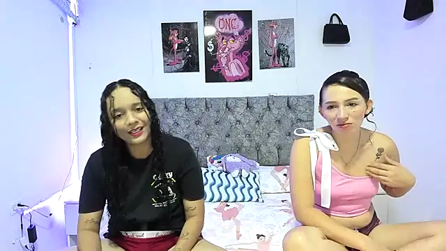 Snapshot of nay_and_aleja1 chatting on April 2026 02:58:01 AM nay and aleja1 online show from April 2026 02:58:01 AM