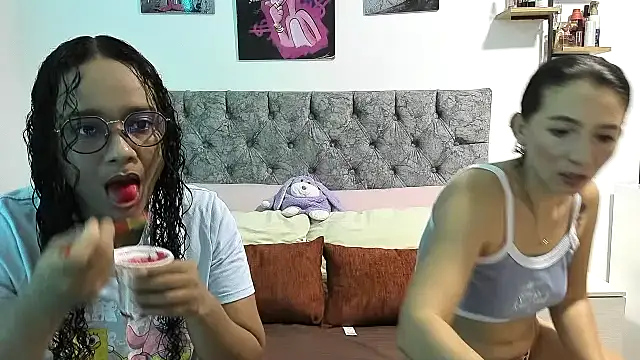 Snapshot of nay_and_aleja1 chatting on May 2026 02:51:02 AM nay and aleja1 online show from May 2026 02:51:02 AM