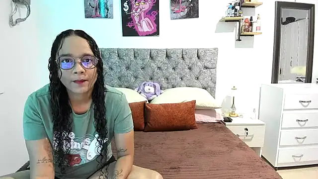Snapshot of nay_and_aleja1 chatting on May 2026 02:50:01 AM nay and aleja1 online show from May 2026 02:50:01 AM