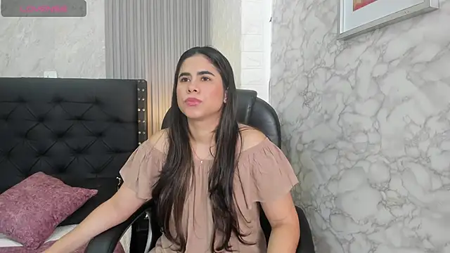 Snapshot of alicy__torres chatting on May 2026 12:13:01 PM alicy torres online show from May 2026 12:13:01 PM