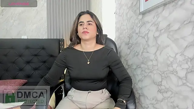 Snapshot of alicy__torres chatting on May 2026 12:04:02 PM alicy torres online show from May 2026 12:04:02 PM