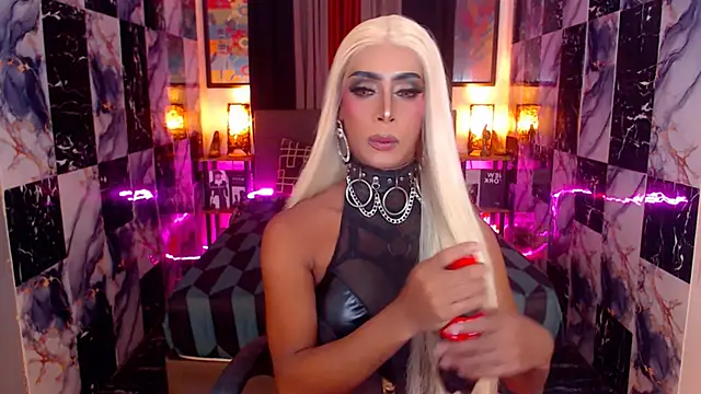 SeductiveAshleyTS online show from November 2025 06:03:02 AM