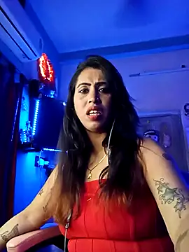 Love Beauty01 online show from February 2026 06:15:01 PM