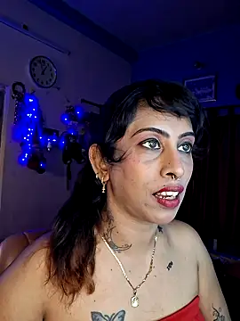 Love Beauty01 online show from April 2026 06:57:01 PM