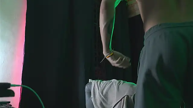 AlphaMasterXxx online show from March 2026 03:46:02 AM