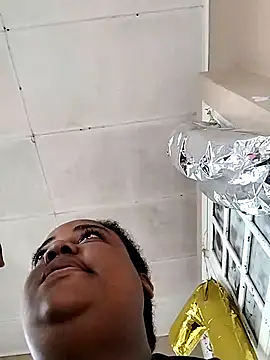 Karamelsaus online show from June 2026 08:08:01 PM