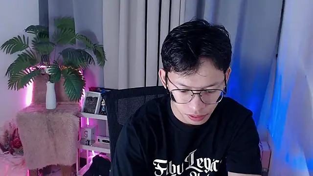 pinkcock froi2305 online show from February 2026 01:13:02 AM