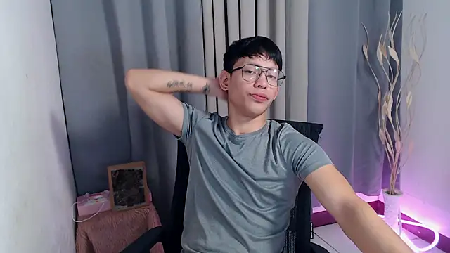 pinkcock froi2305 online show from April 2026 01:50:02 PM