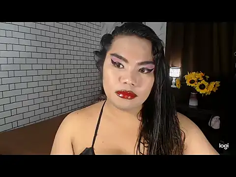 TSbrianaHugeCock online show from September 2025 05:16:01 PM