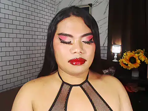 TSbrianaHugeCock online show from September 2025 06:40:01 AM