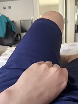 Snapshot of Novinho16cmz chatting on November 2025 03:57:01 PM Novinho16cmz online show from November 2025 03:57:01 PM