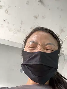 coco-o online show from September 2025 01:18:01 AM