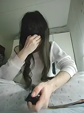 Snapshot of SweetSun69 chatting on February 2026 09:31:02 PM SweetSun69 online show from February 2026 09:31:02 PM