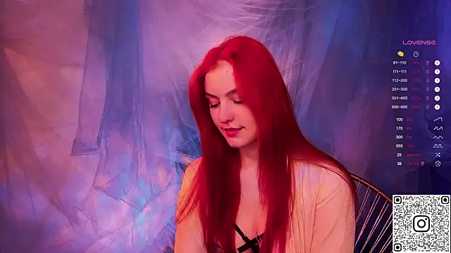 GildedKitten online show from November 2025 06:10:01 PM