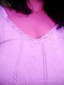 Snapshot of maria_sexyyyy chatting on June 2026 01:15:01 PM maria sexyyyy online show from June 2026 01:15:01 PM