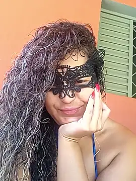 Snapshot of RaphinhaSanches chatting on March 2026 01:05:01 PM RaphinhaSanches online show from March 2026 01:05:01 PM