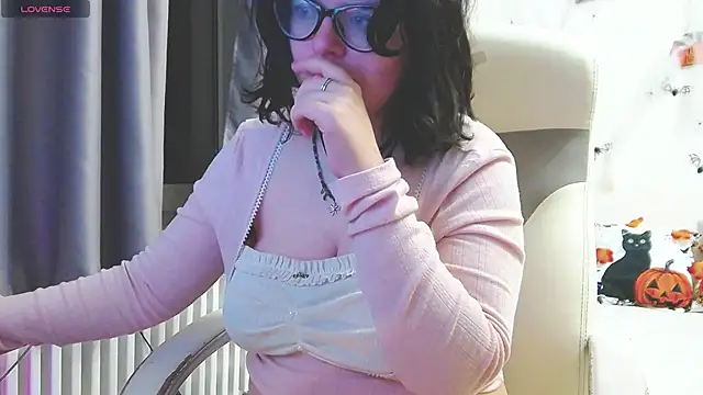 MilisaSweet777 online show from November 2025 08:33:02 PM