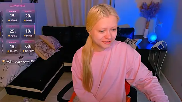 Millie Vanillies online show from November 2025 04:51:01 PM