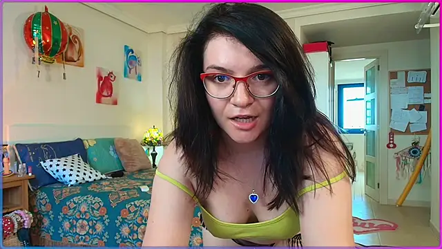 Snapshot of SugarSpice22 chatting on May 2026 05:21:02 PM SugarSpice22 online show from May 2026 05:21:02 PM