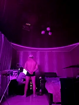 Snapshot of IVANUCHSEX chatting on March 2026 11:00:01 PM IVANUCHSEX online show from March 2026 11:00:01 PM