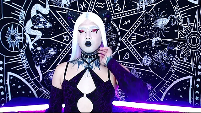 Snapshot of naomi_satan chatting on April 2026 09:51:02 PM naomi satan online show from April 2026 09:51:02 PM