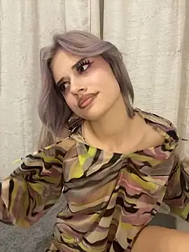 AishaKali online show from December 2025 04:36:01 PM