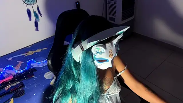 bluesubmissive online show from October 2025 04:31:02 AM