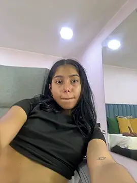 Milaa Star  online show from March 2026 05:43:01 AM