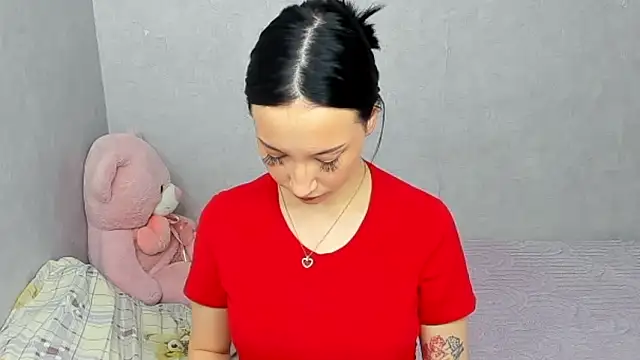 EileenMoores online show from March 2026 04:02:01 PM