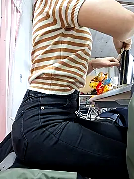 Snapshot of irina_hana chatting on February 2026 01:17:01 AM irina hana online show from February 2026 01:17:01 AM