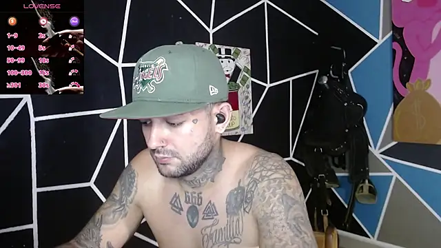 nicolastorres99 online show from October 2025 02:52:01 AM