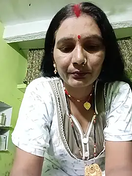 Snapshot of ZIVAA chatting on June 2026 07:14:02 AM ZIVAA online show from June 2026 07:14:02 AM