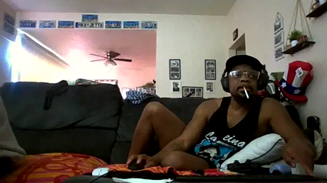 Snapshot of Str8ishVegasGuy chatting on January 2026 07:06:02 PM Str8ishVegasGuy online show from January 2026 07:06:02 PM